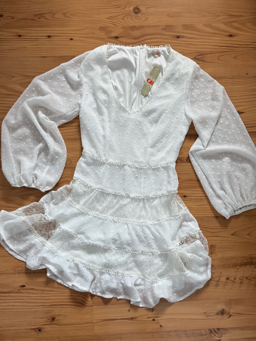 Gianni Bini White Swiss Dot Lace Tiered Long-Sleeve Dress new with tags - Picture 2 of 11